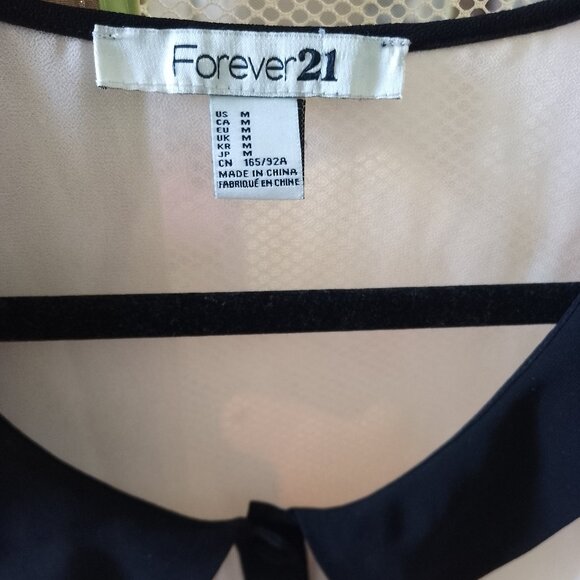 Forever 21 Champagne Peach Chiffon Peter Pan Collar Pleated Top - Picture 2 of 5